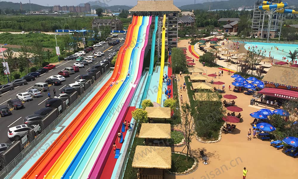 辽宁丹东金汤水世界竞赛滑道远景 辽宁丹东金汤水世界竞赛滑道远景