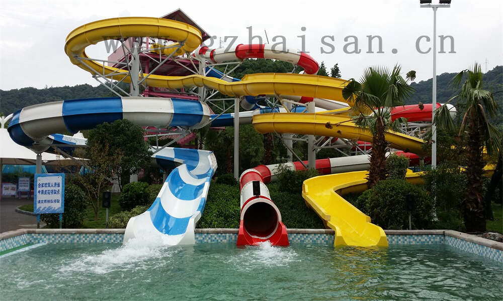 如何选择适合成人的水上乐园设备？